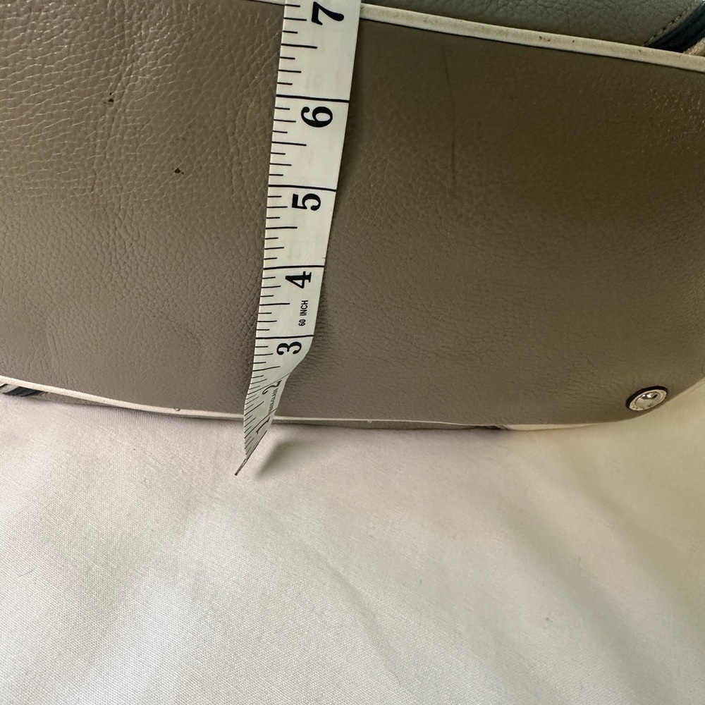 Coach Laura Spectator Tote All Leather Pebble Grain Handbag - Picture 5 of 15